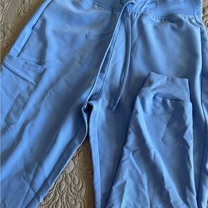 Mandal Ceil Blue Jogger Scrubs